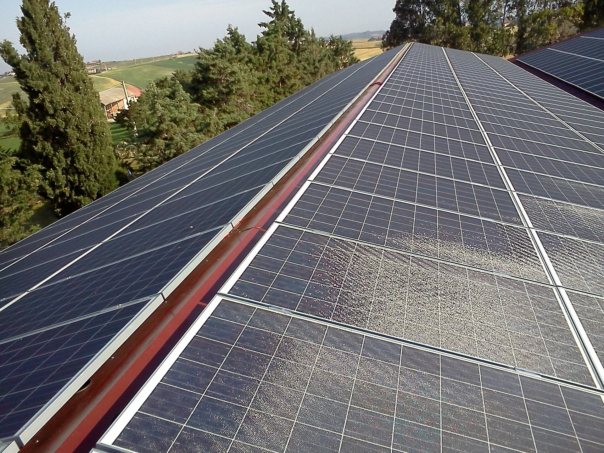 Libertad de amortización de instalaciones fotovoltaicas en empresas durante el año 2023